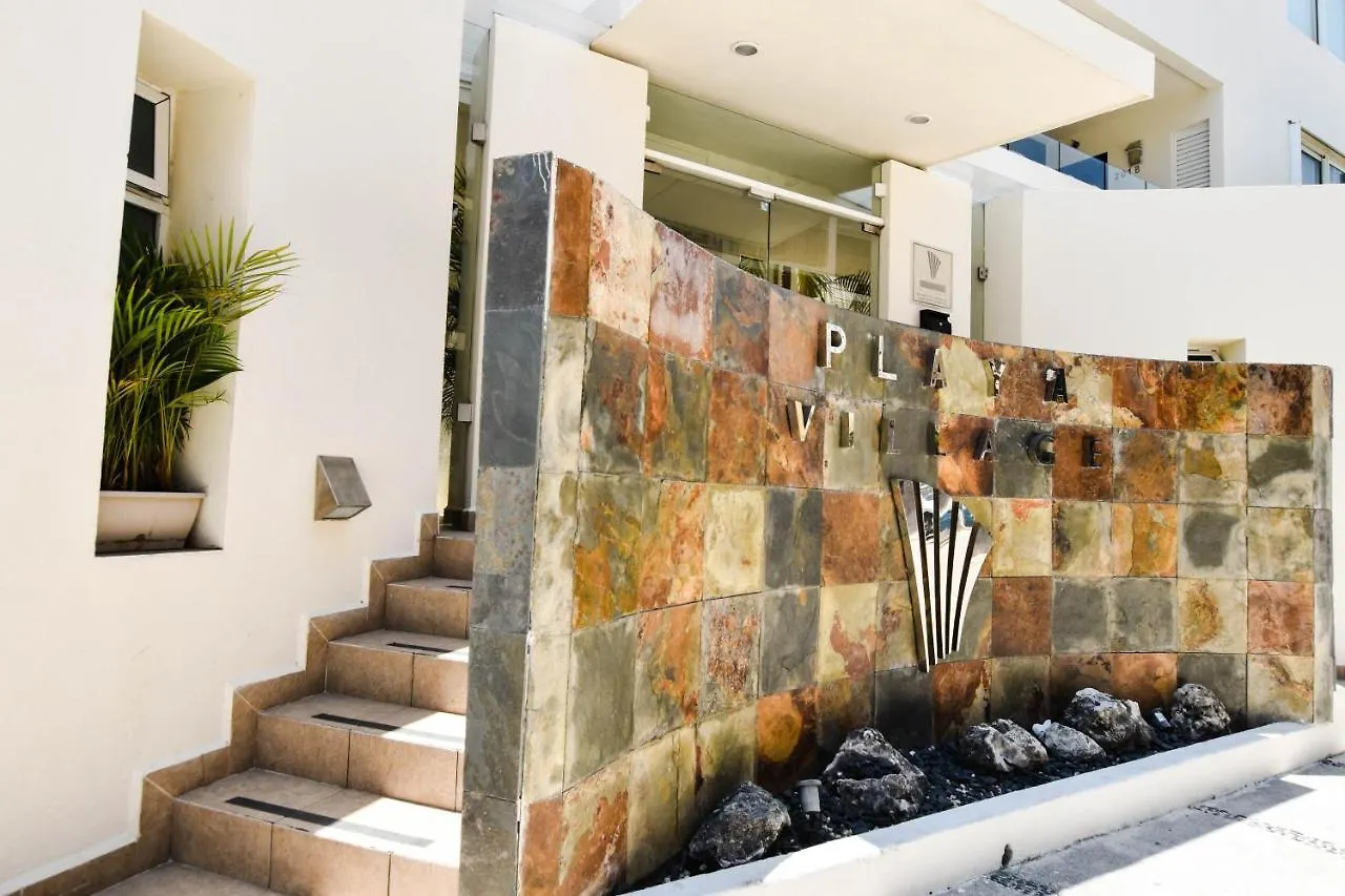 Mamitas Village By Casago Playa del Carmen 3*,